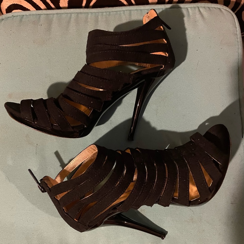 Michael Antonio Stiletto Size 7 High Heels Black Straps with Zipper in the back